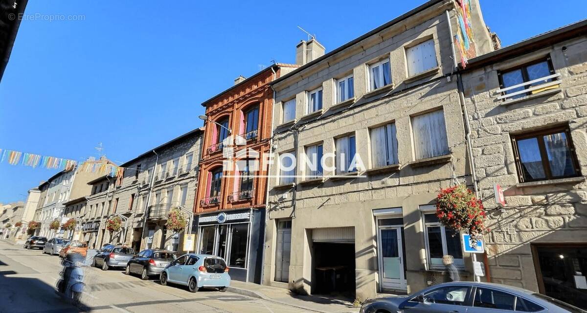 Appartement à FIRMINY