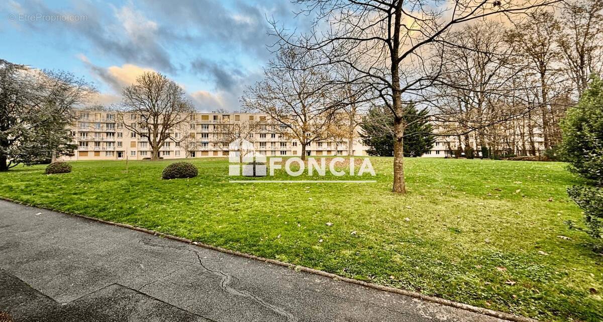 Appartement à VERSAILLES