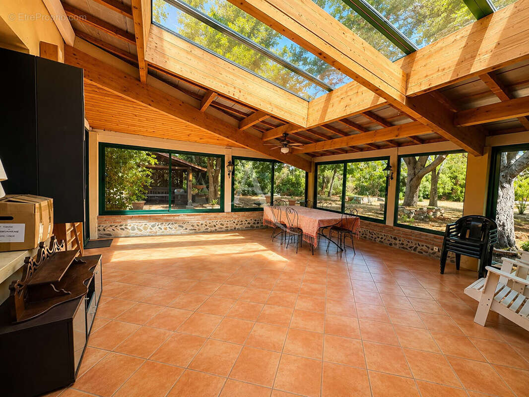 Belle Toulousaine T8 230m² sur parcelle arborée avec piscine de pus de 1900m² - photo 5