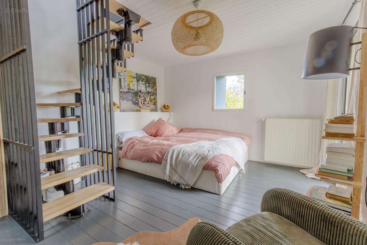 Maison à OINVILLE-SUR-MONTCIENT