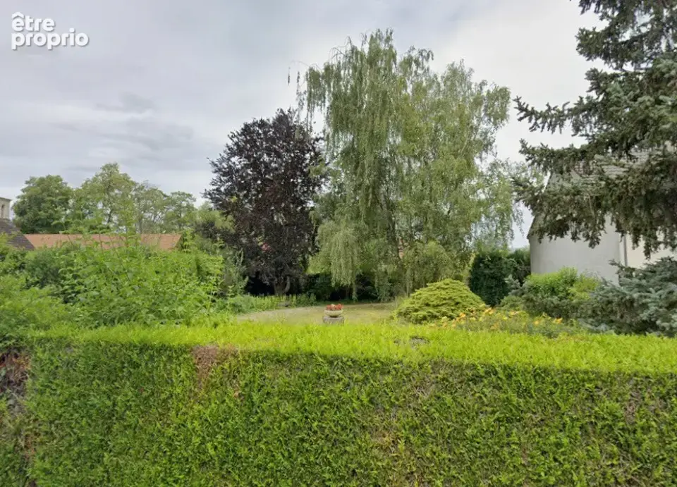 Terrain à SAINT-FARGEAU-PONTHIERRY
