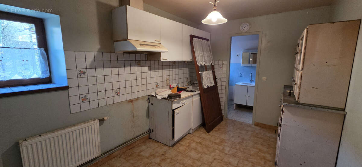 Maison à NUARS