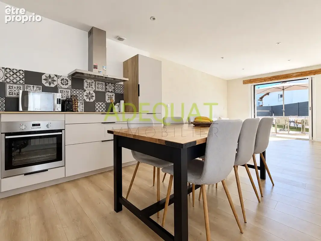 Exclusivité   cessieu   maison de village 110 m2 avec extérieur - photo 5