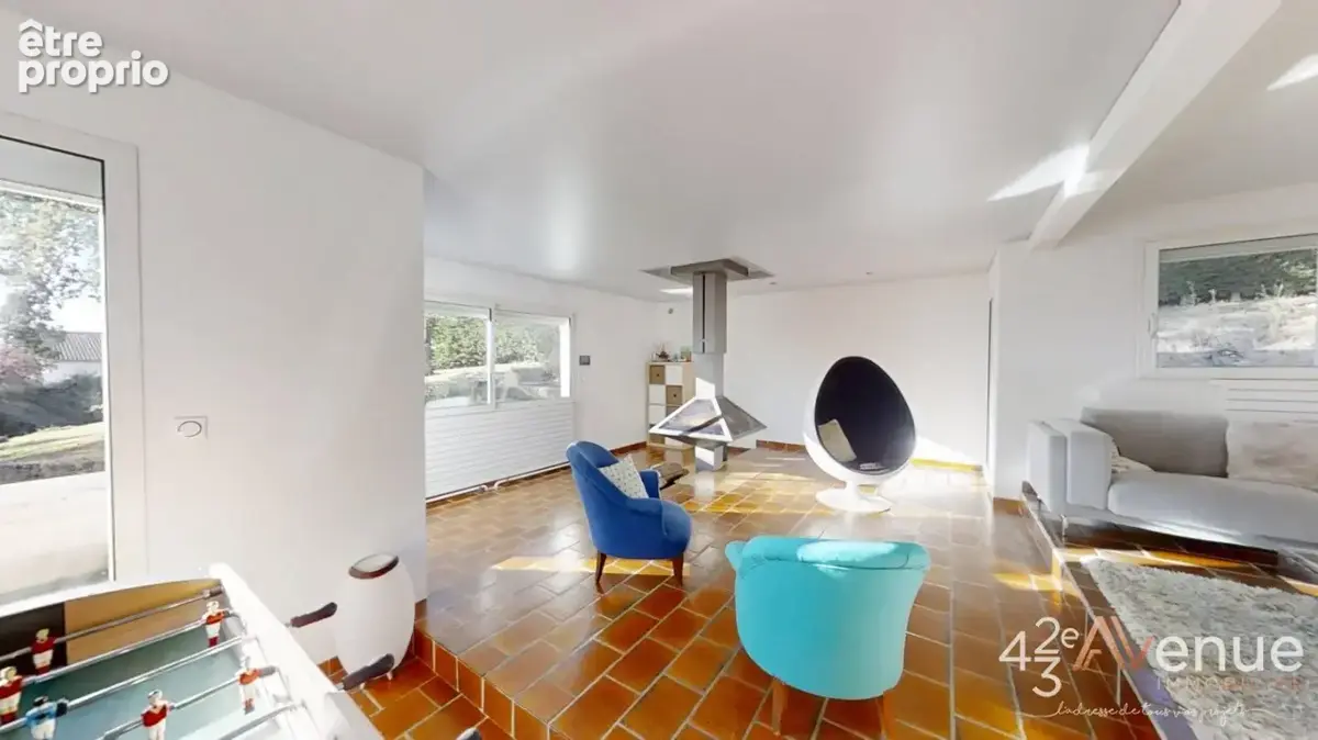 Maison 7 pièces 260 m² à vendre à Aveizieux (42330) - photo 7