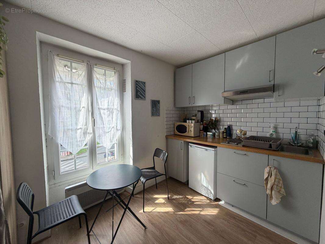 Appartement À Vendre - photo 2