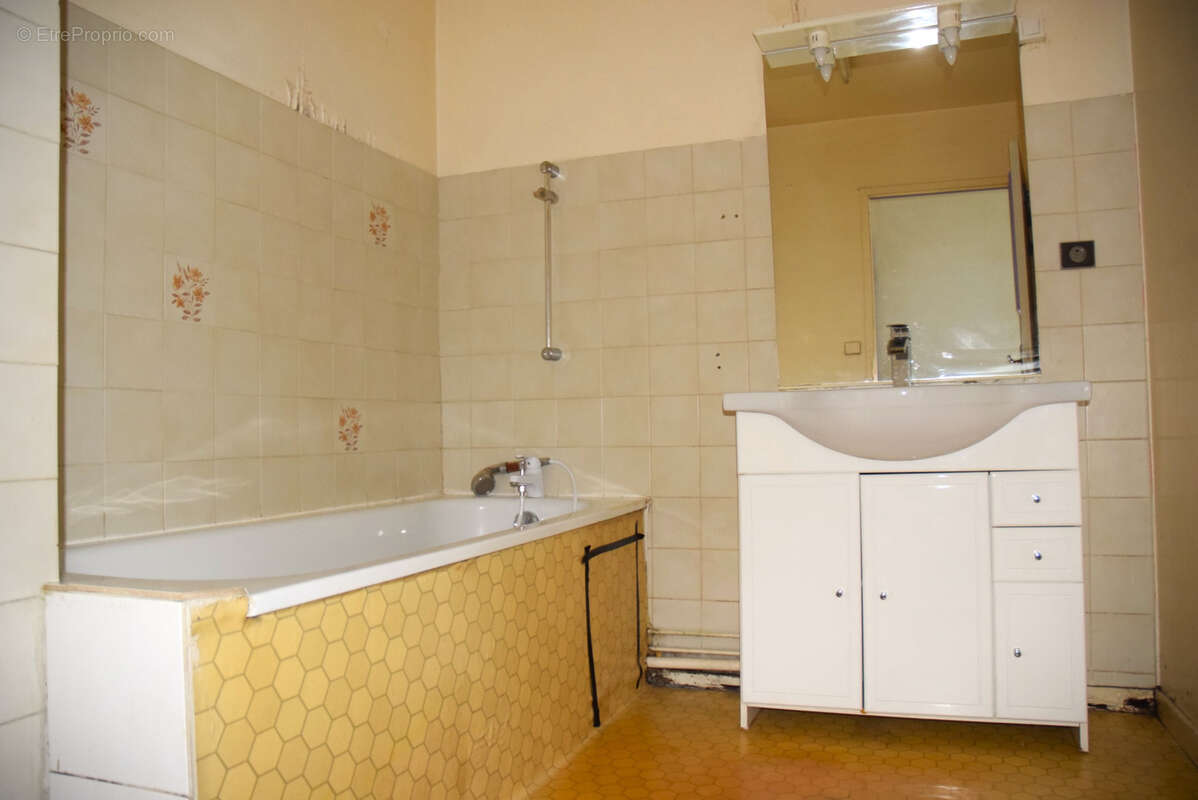 Appartement à CULOZ