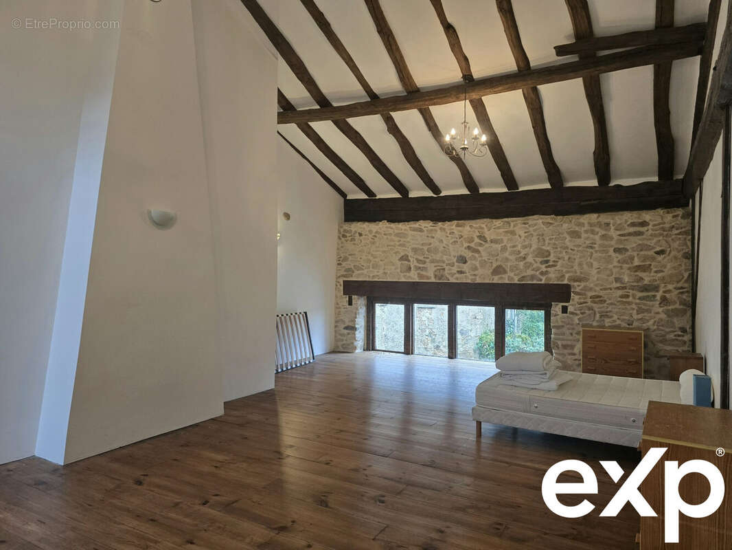 Maison à MAISONNAIS-SUR-TARDOIRE