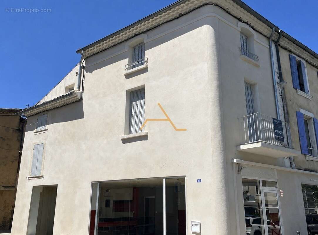 Appartement à VALREAS