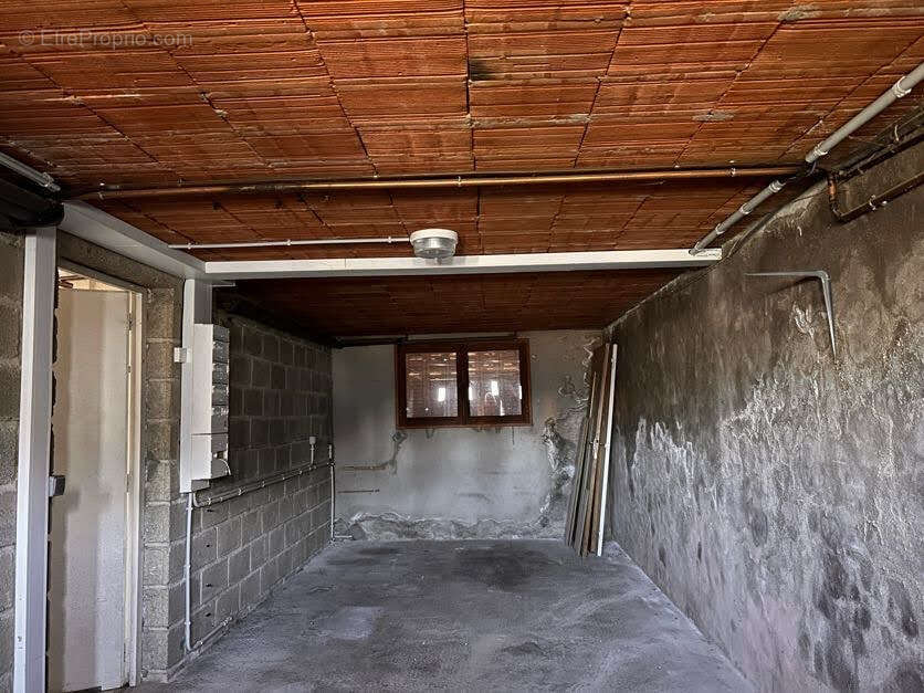 Maison à SAINT-MARCEL