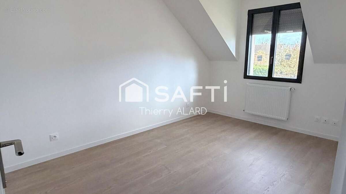 Photo 5 - Maison à BELLOY-EN-FRANCE