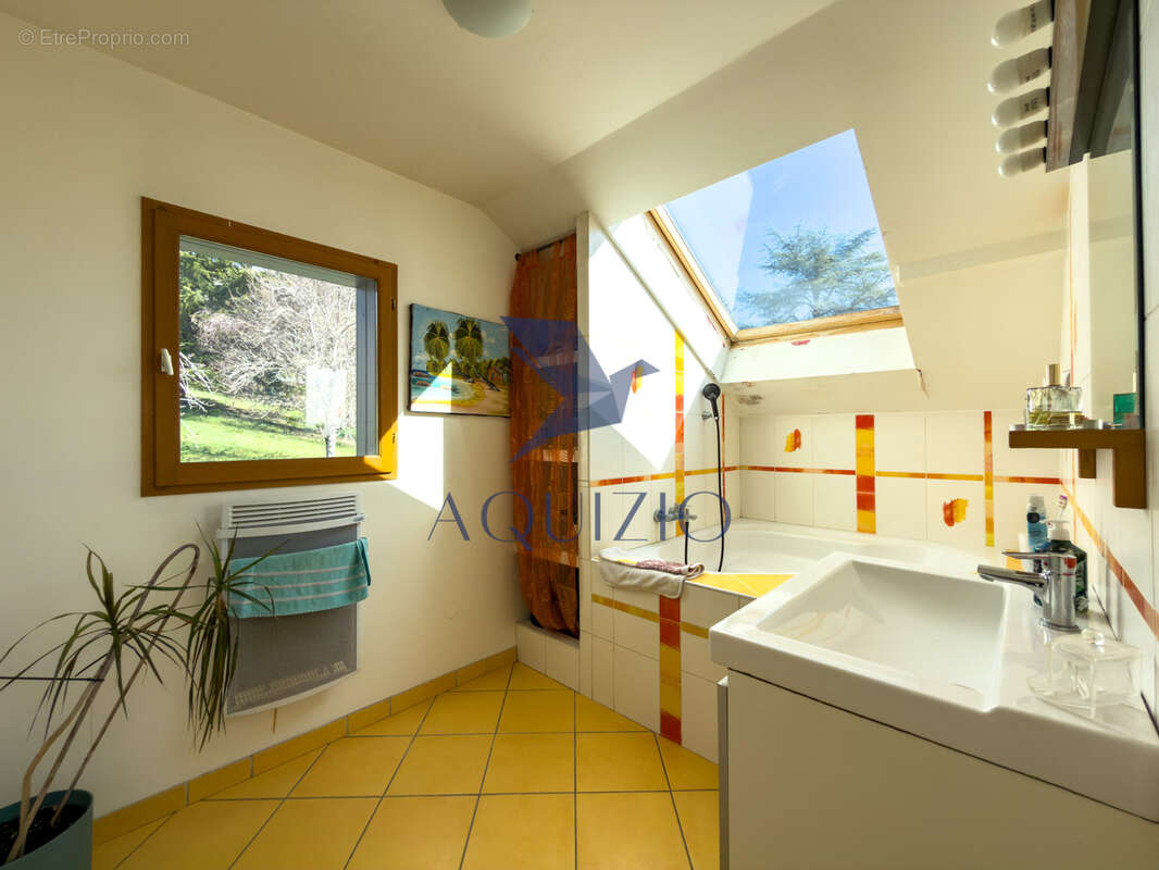 Maison à VIUZ-EN-SALLAZ