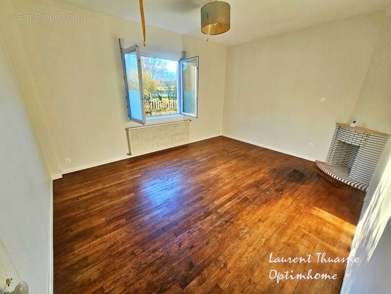 Maison à FOSSEMAGNE