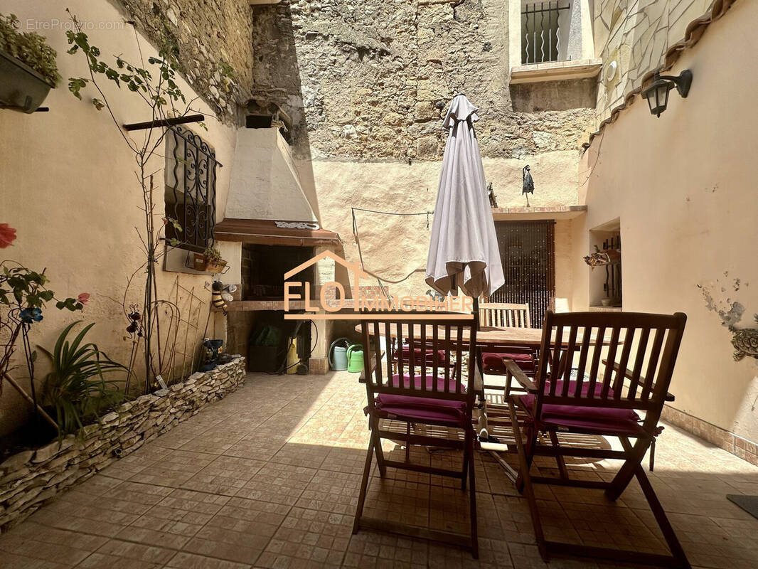 Maison à FLORENSAC