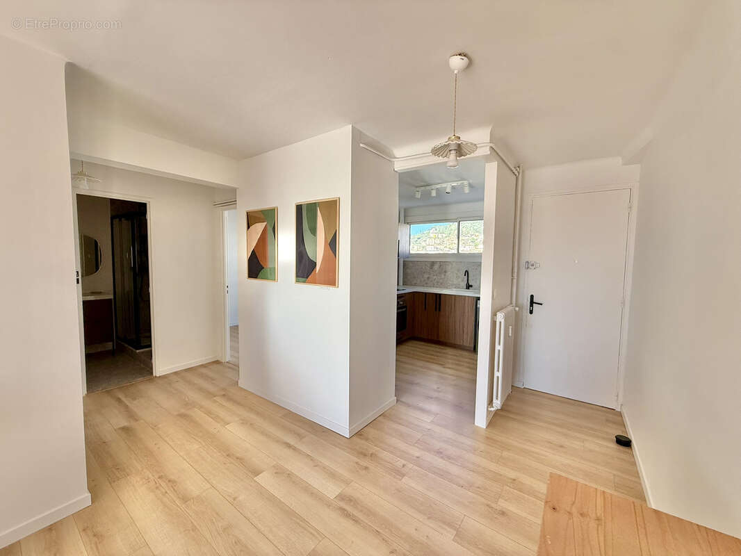 Appartement à HYERES