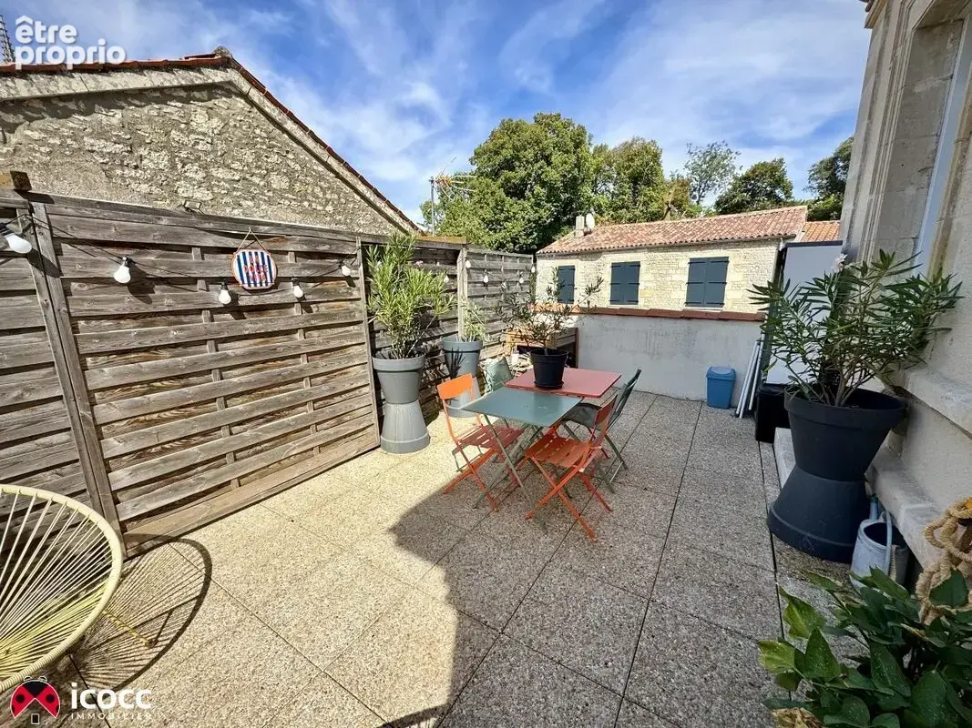 Appartement 109 m² à Lucon  - photo 2