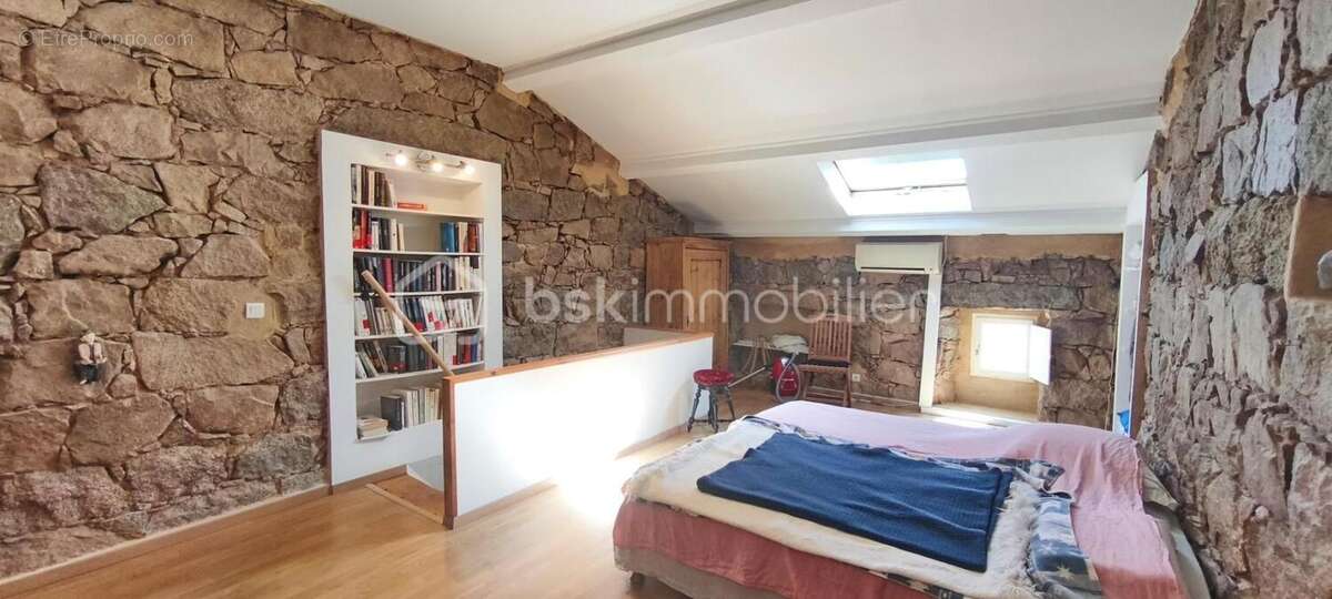 Coup de cœur à Bastelicaccia – Authentique maison en pierre rénovée à seulement 10 minutes de la mer et des plages de Porticcio - photo 5