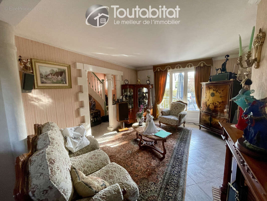 Maison à PRIX-LES-MEZIERES