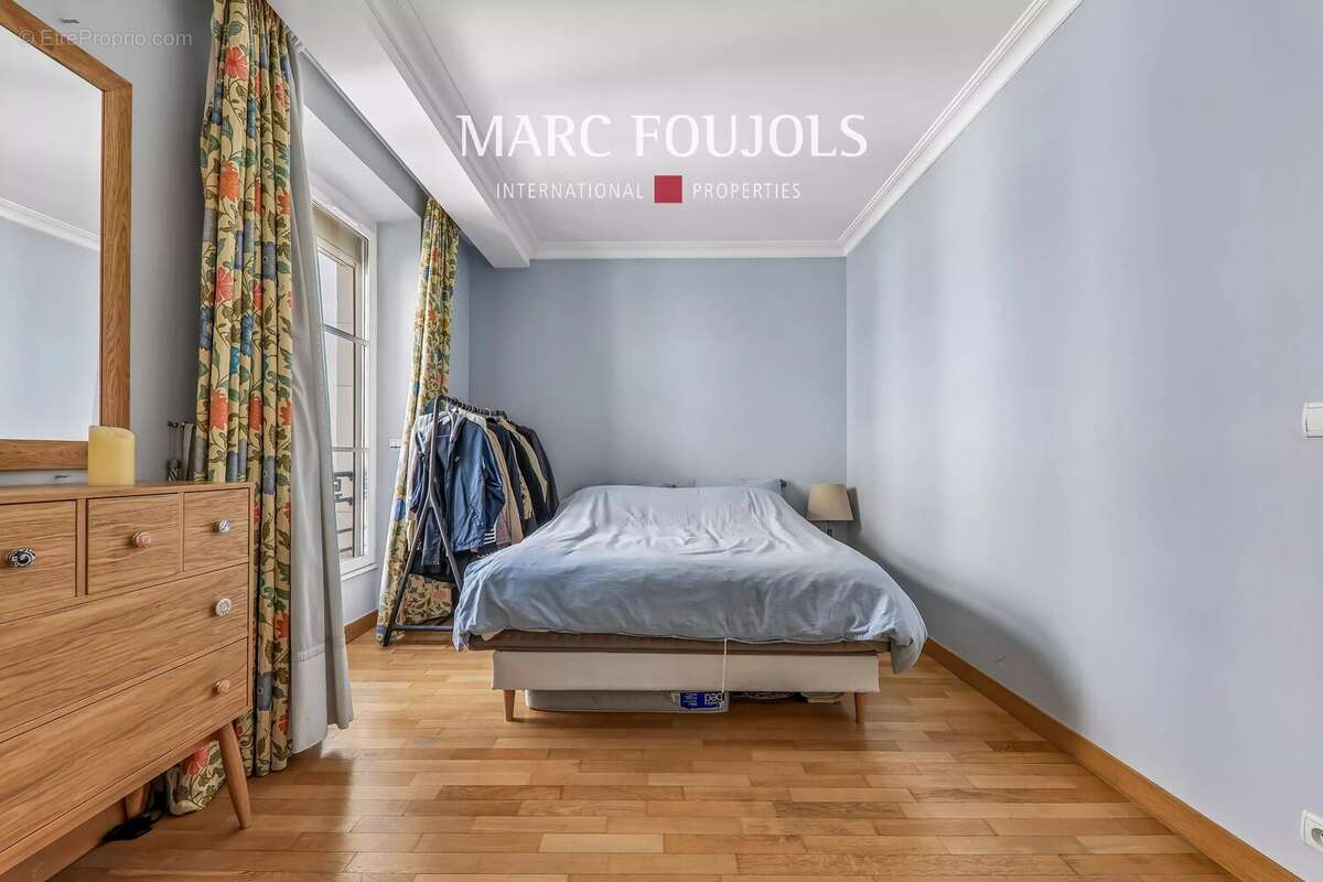 Paris 1er Rivoli / Les Halles : appartement traversant de 100 m² avec balcon - photo 10