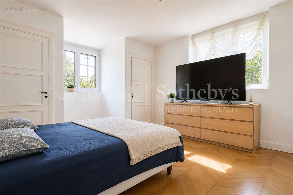 Maison familiale semi-mitoyenne – env 230 m² – 5 chambres - photo 9