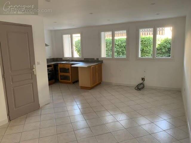 Appartement à MILHAUD