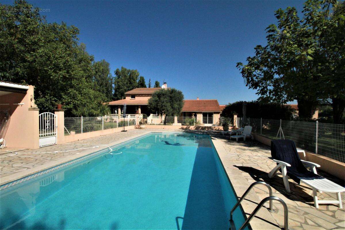 Maison à SAINT-QUENTIN-LA-POTERIE