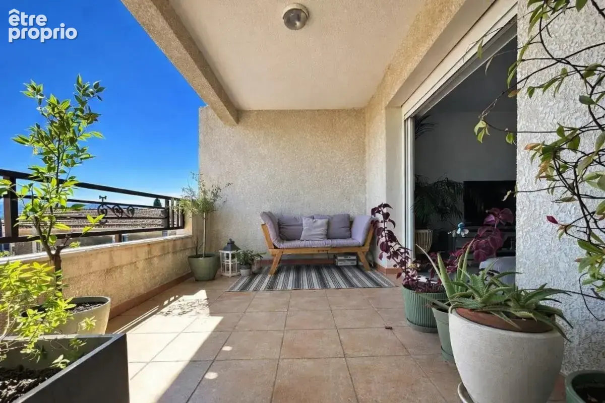 CAVAILLON (84)  T3 de 61 m² avec terrasse couverte + stationnement privatif en petite résidence fermée - photo 2