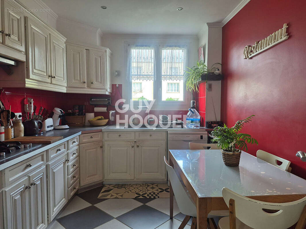 Appartement à LE BLANC-MESNIL