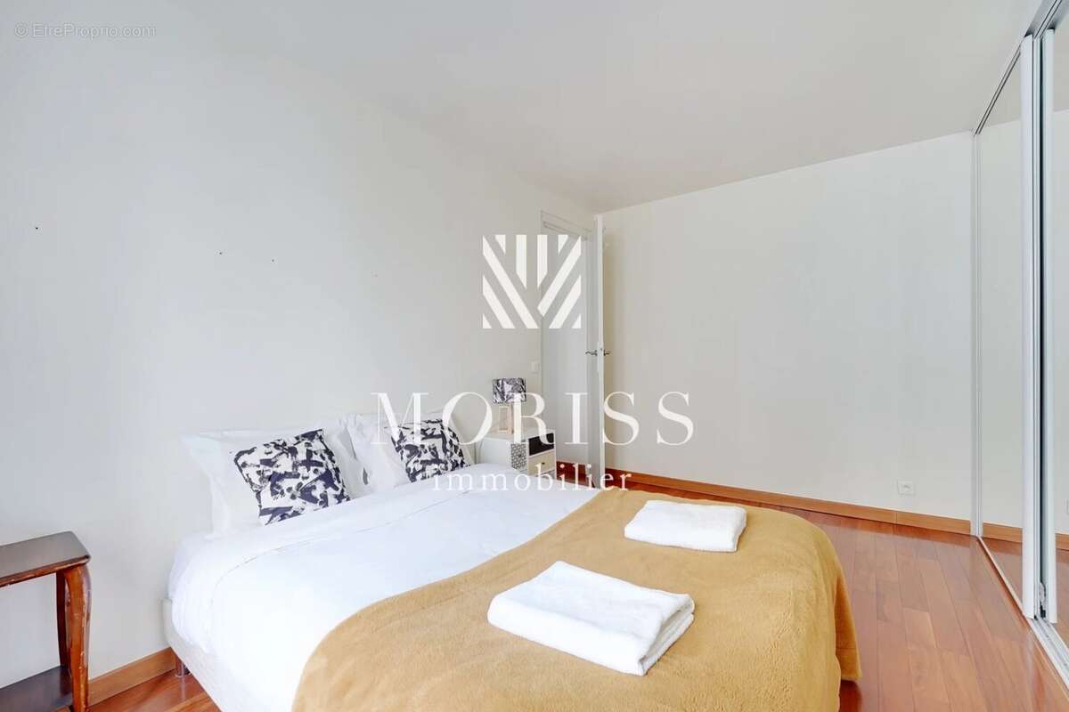 Appartement à PARIS-10E