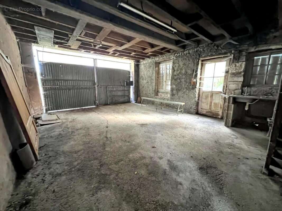 Maison 205 m² à Courcy  - photo 3
