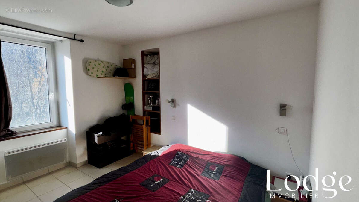 Appartement à PELVOUX