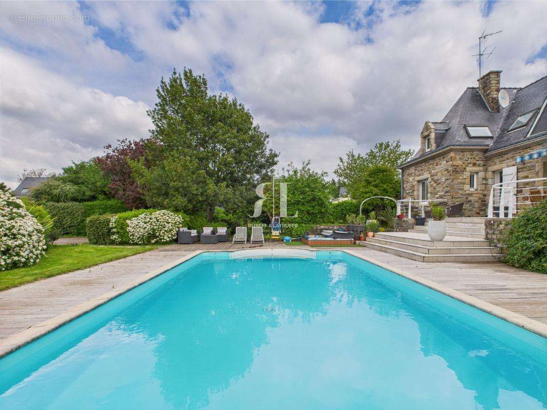 Maison à PONT-SCORFF