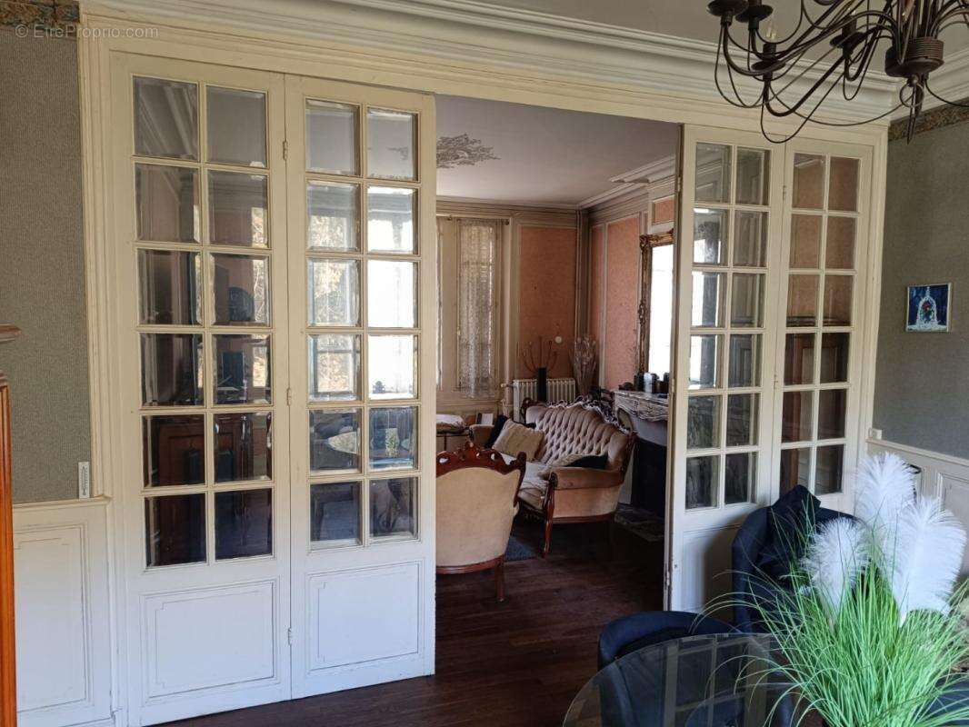 Maison à ARGENTON-SUR-CREUSE