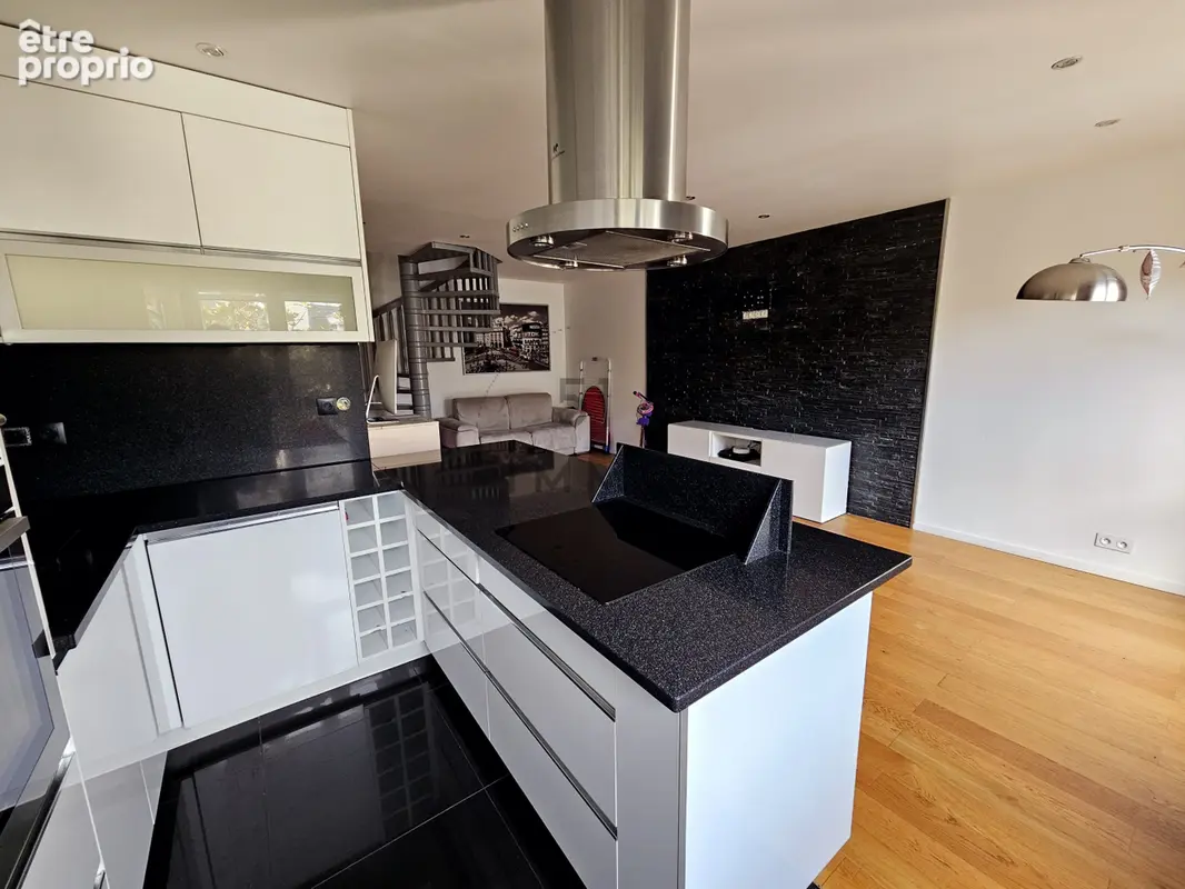 Appartement 69 m² à Bagneux  - photo 2