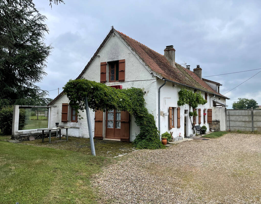 Maison à BAUGY