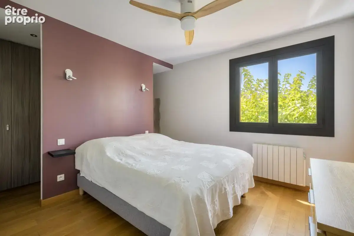 Maison T5 avec jardin paysagé et piscine - GENAS - photo 11
