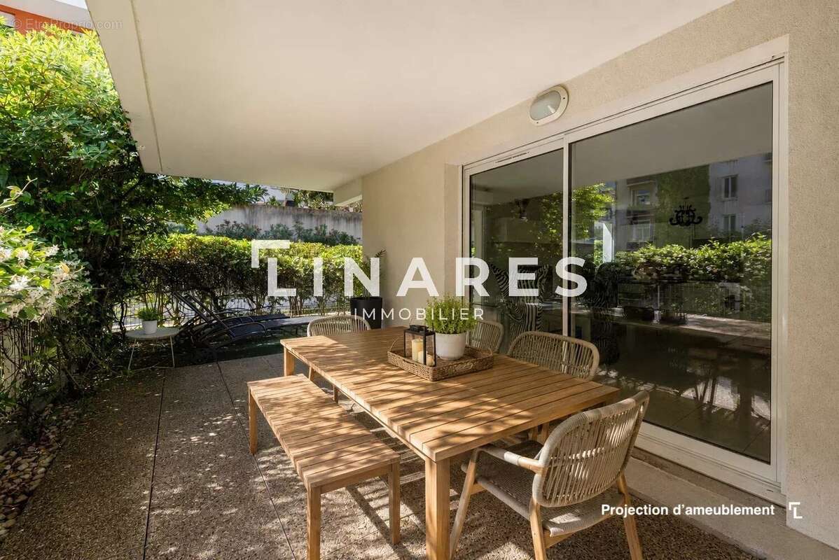 Appartement à MARSEILLE-8E