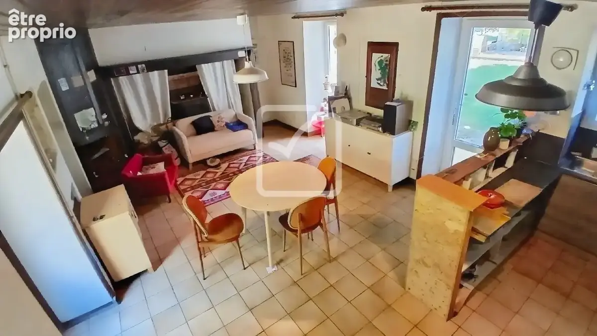 Maison en pierre avec dépendances et jardin - photo 7