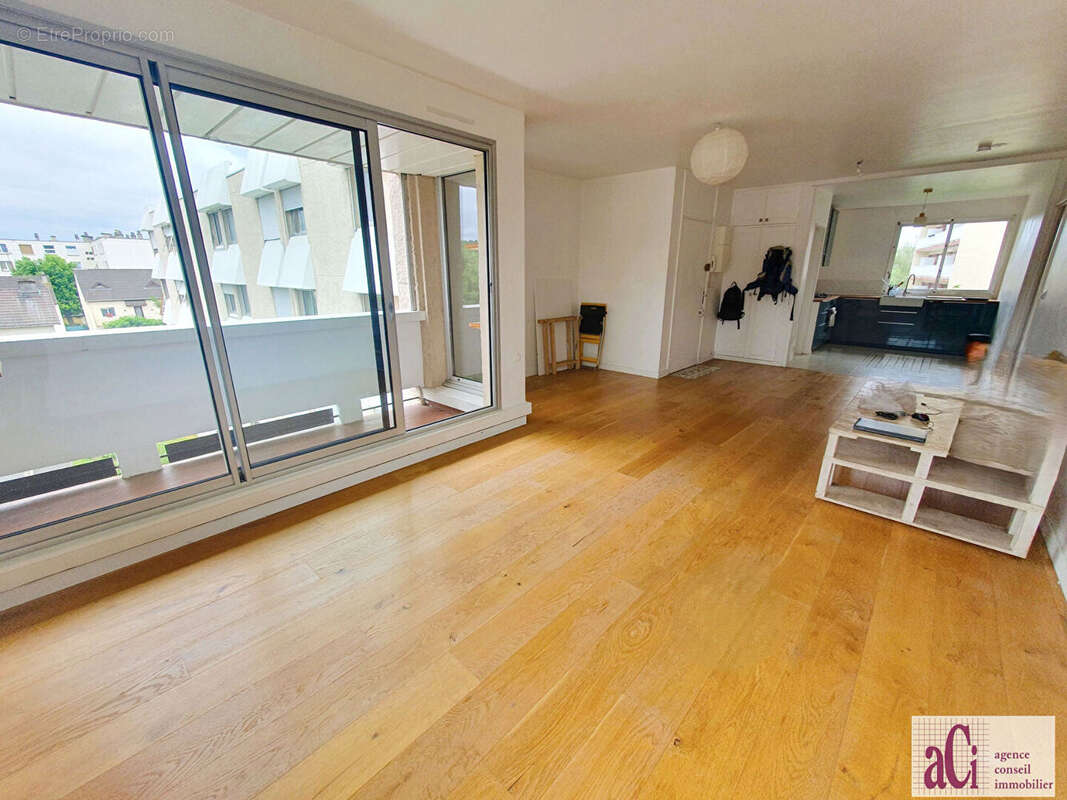 Appartement à L'HAY-LES-ROSES