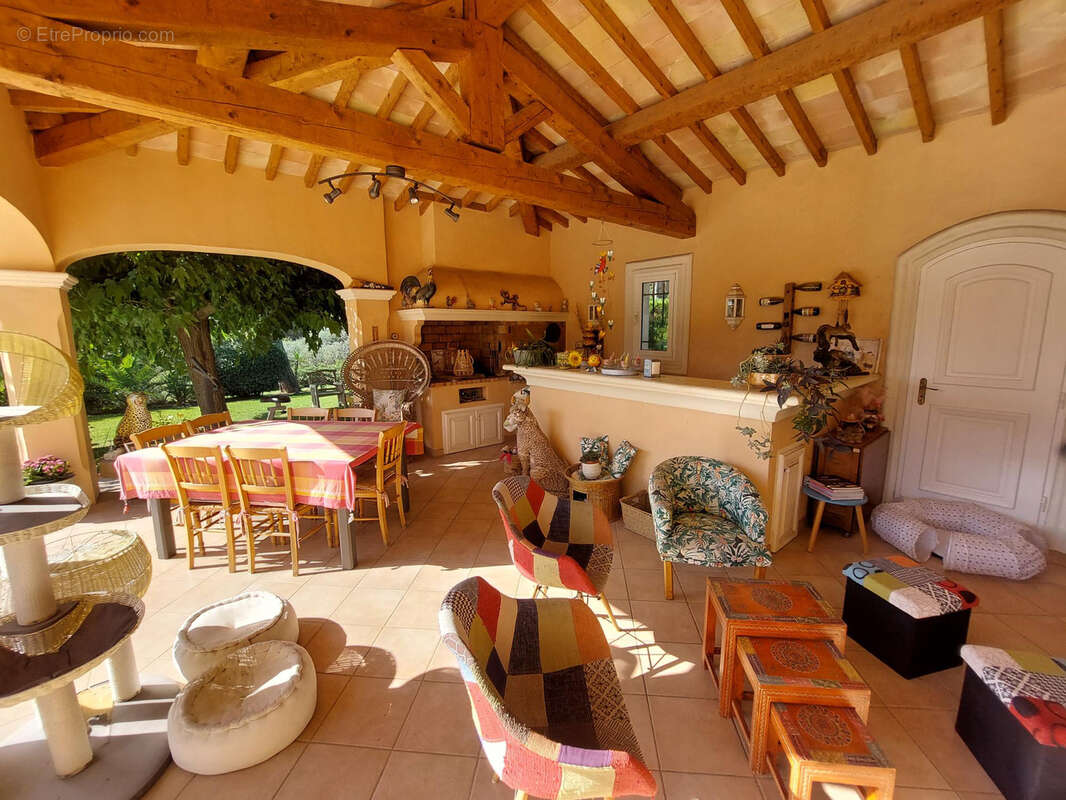 Maison à LA MOTTE