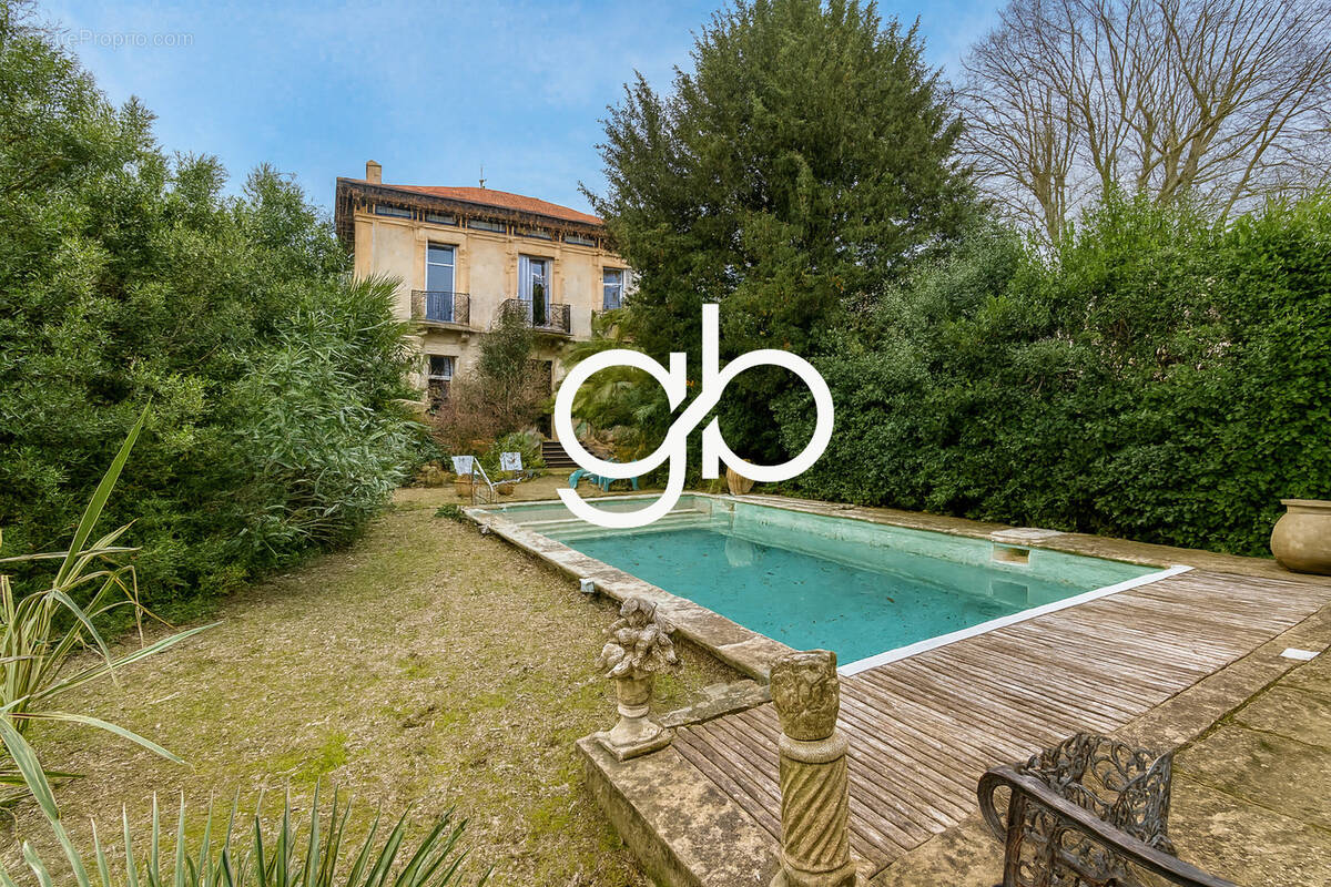 Maison à NIMES