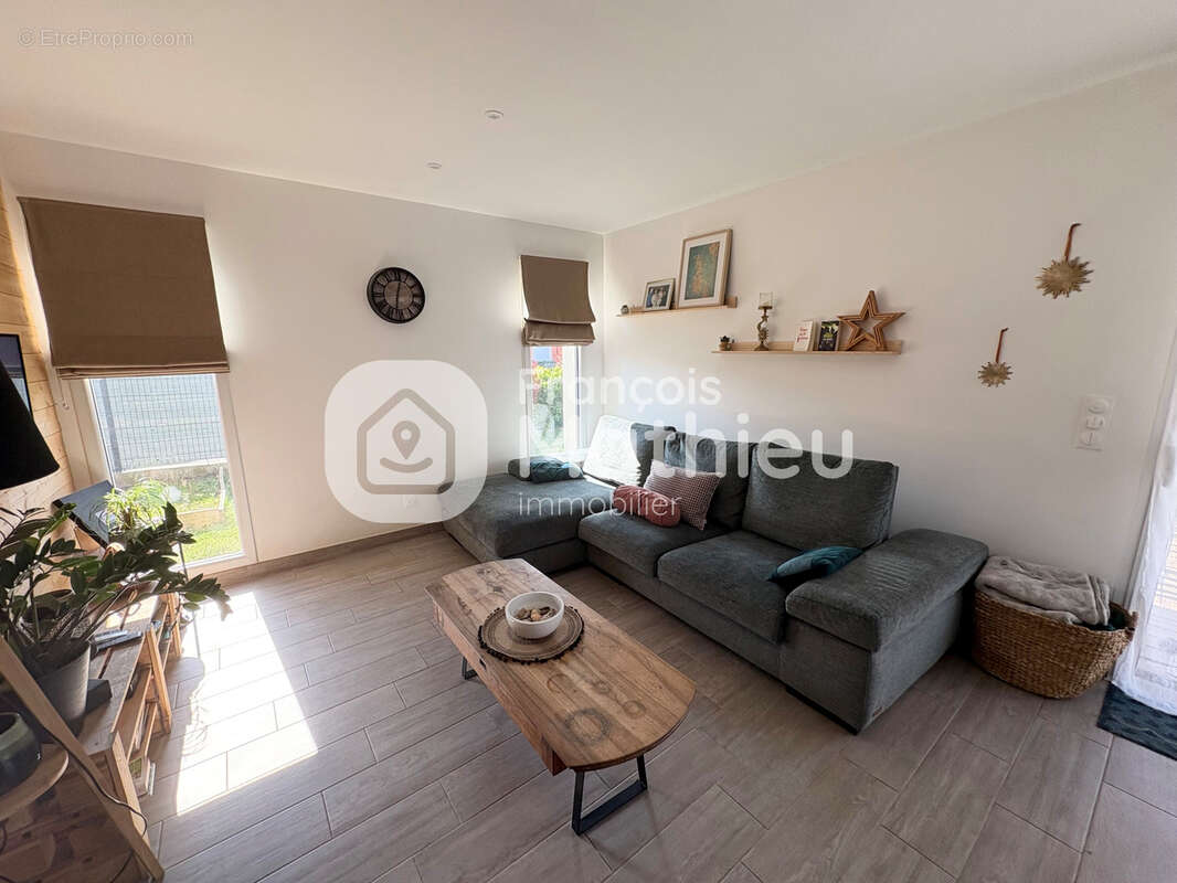 Châtillon sur Chalaronne : maison plain-pied 97m2 hab - 3ch + garage - 499m2 de terrain - photo 7