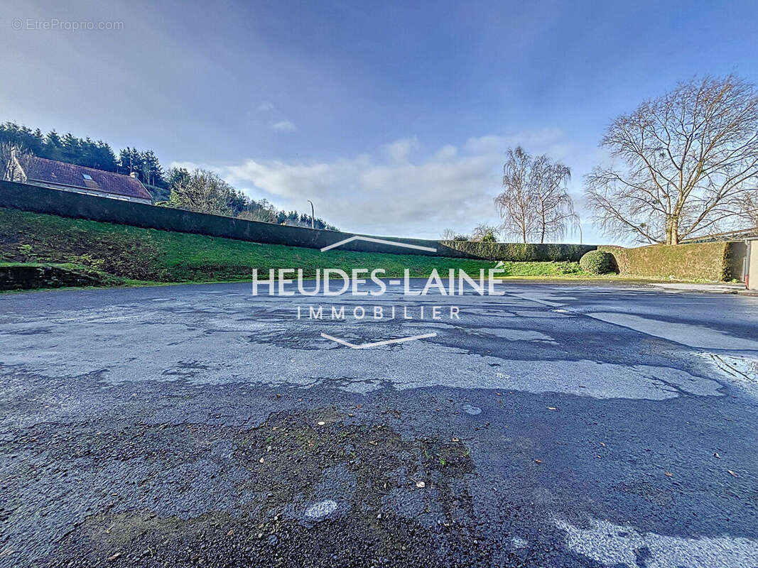 Commerce à AVRANCHES