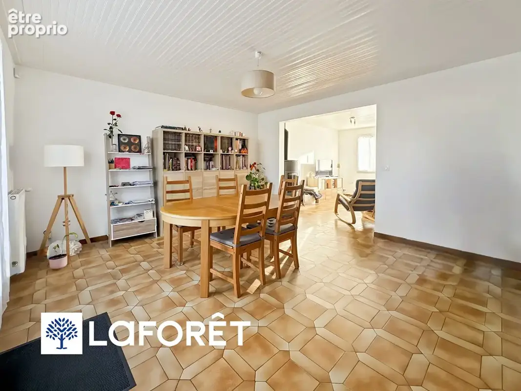 Maison traditionnelle 7 pièces à vendre à Morsang-sur-Orge - photo 4