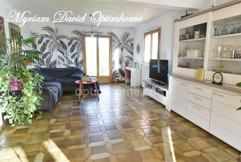 Maison à GLOMEL