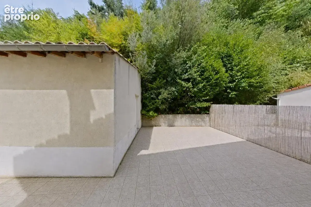 Maison familiale entièrement rénovée 4 chambres  Garage 58 m²  Terrain 350 m² - photo 12