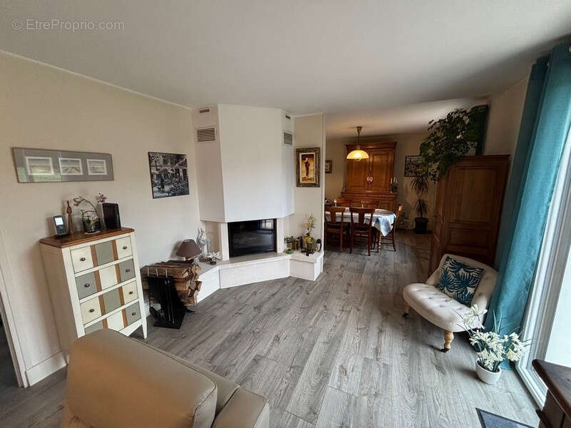 Maison à SAINT-MARTIN-DE-BOSCHERVILLE