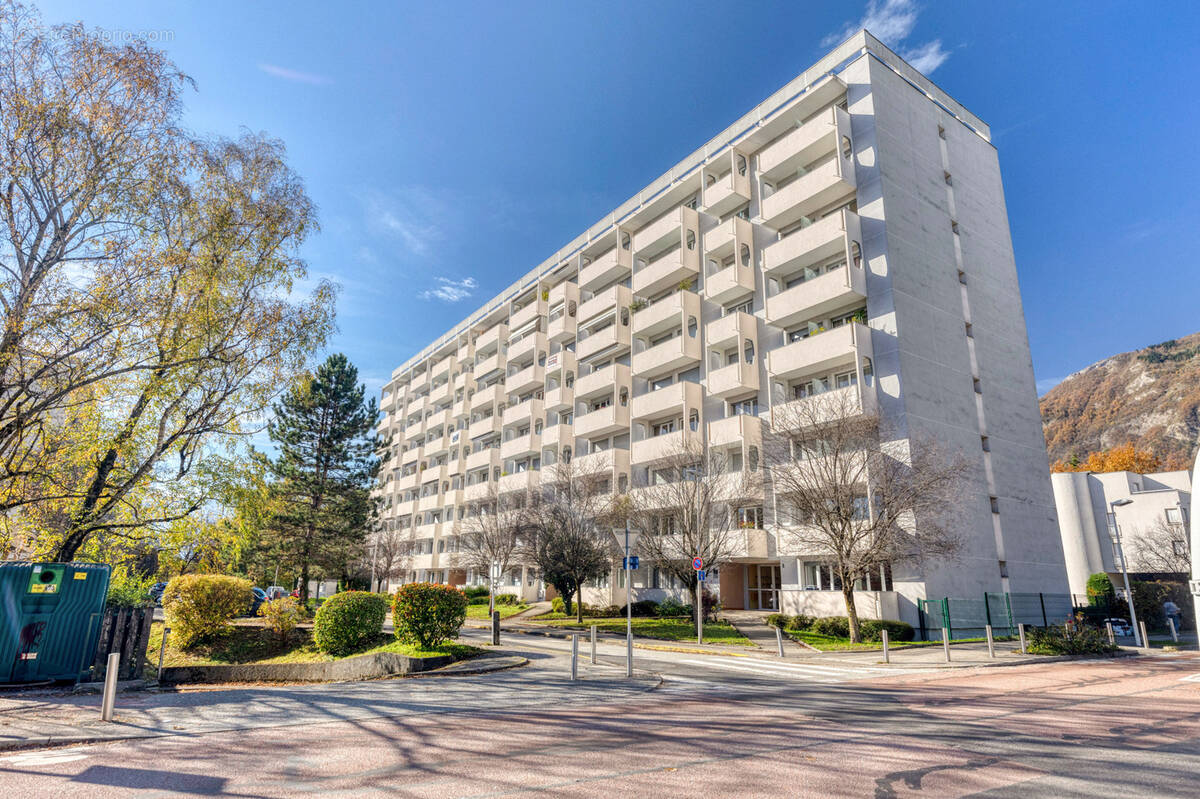 Appartement à MEYLAN