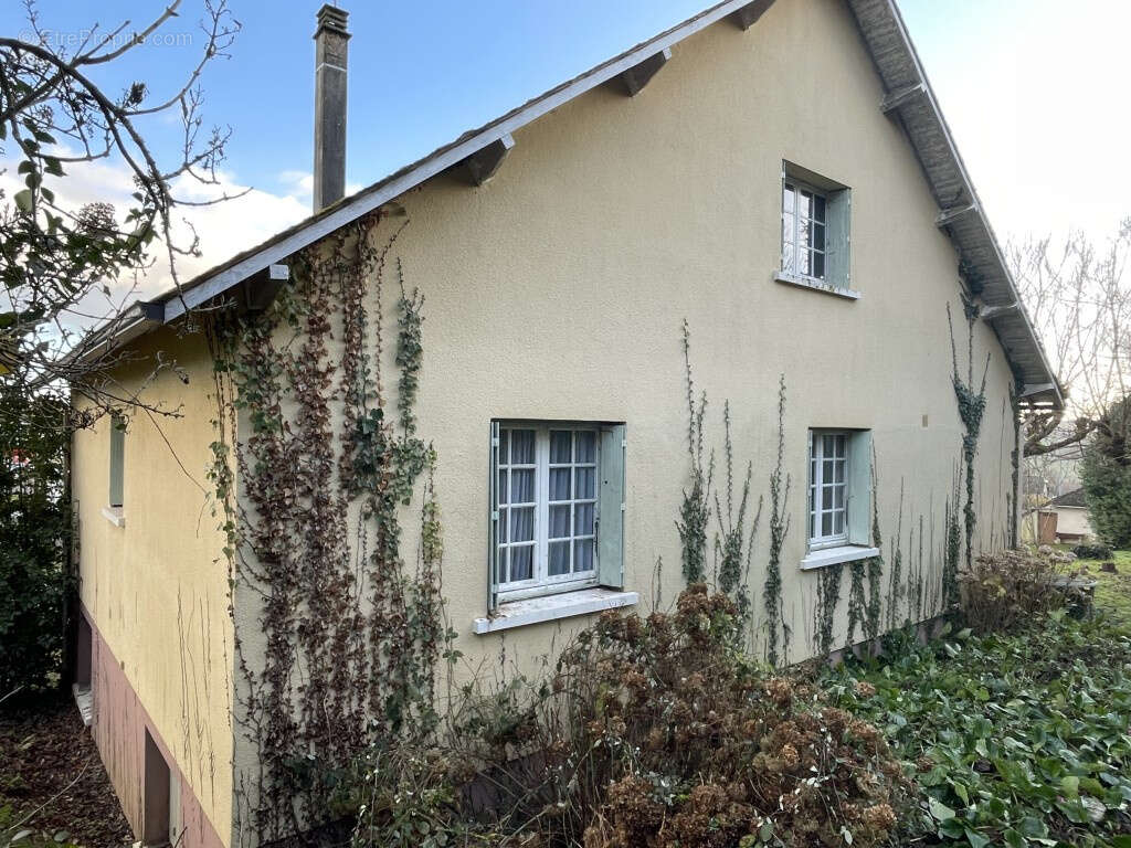 Entre Brive et Limoges, 15 mn accès A20 - photo 21