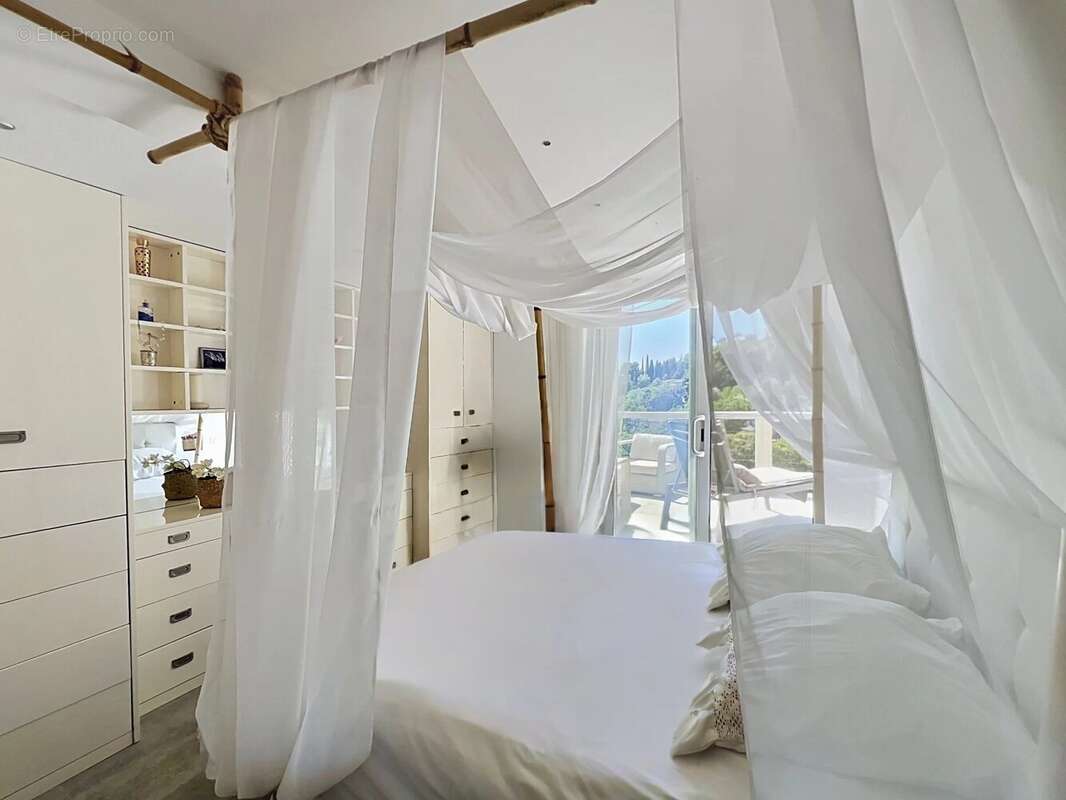 Maison 174 m² à Mougins  - photo 24