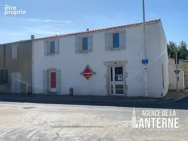 Commerce à SAINT-PIERRE-D'OLERON